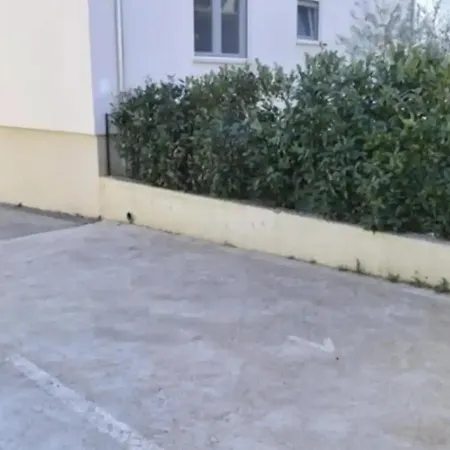 Airy In - Murter, - 3 Min Walk, 2 Bedrooms, 2 Bathrooms, 70m2 With Terrace, Mooring Included